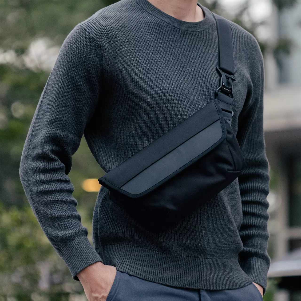 DAYFARER Sling 2L Black