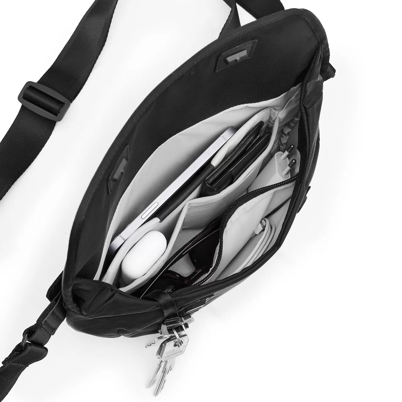 DAYFARER Sling 2L Black